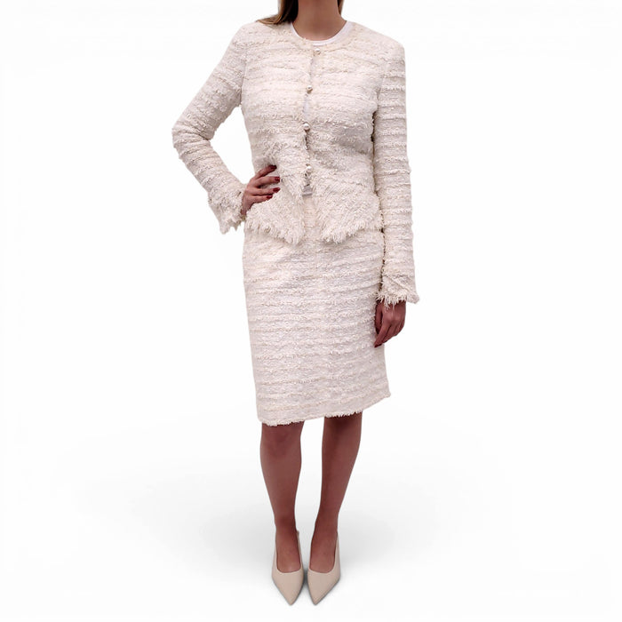 CHANEL 2005 CREAM TWEED SEQUIN SUIT WITH PEARL LOGO BUTTONS - SIZE 42
