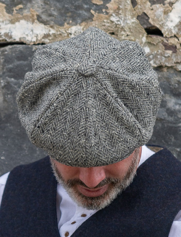Donegal Tweed Men's Driving Cap - Silver #color_silver