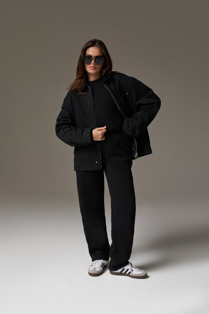 EMBROIDERED CREST RELAXED JOGGERS - BLACK