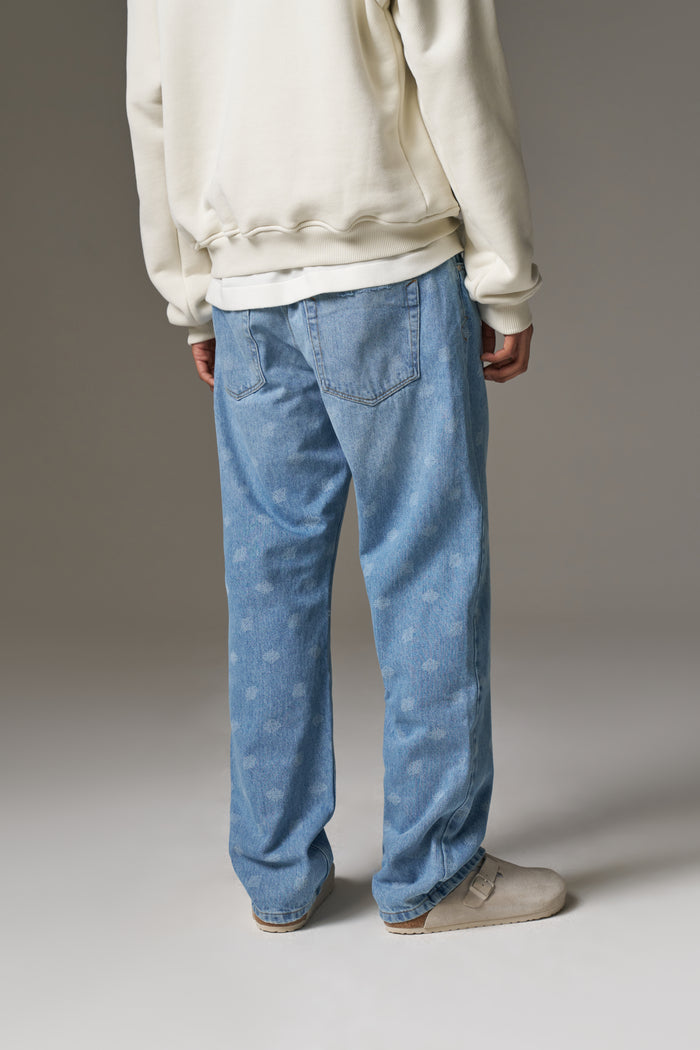 LASER PRINT EMBLEM JEANS - BLUE WASH