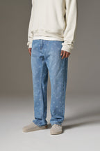 LASER PRINT EMBLEM JEANS - BLUE WASH
