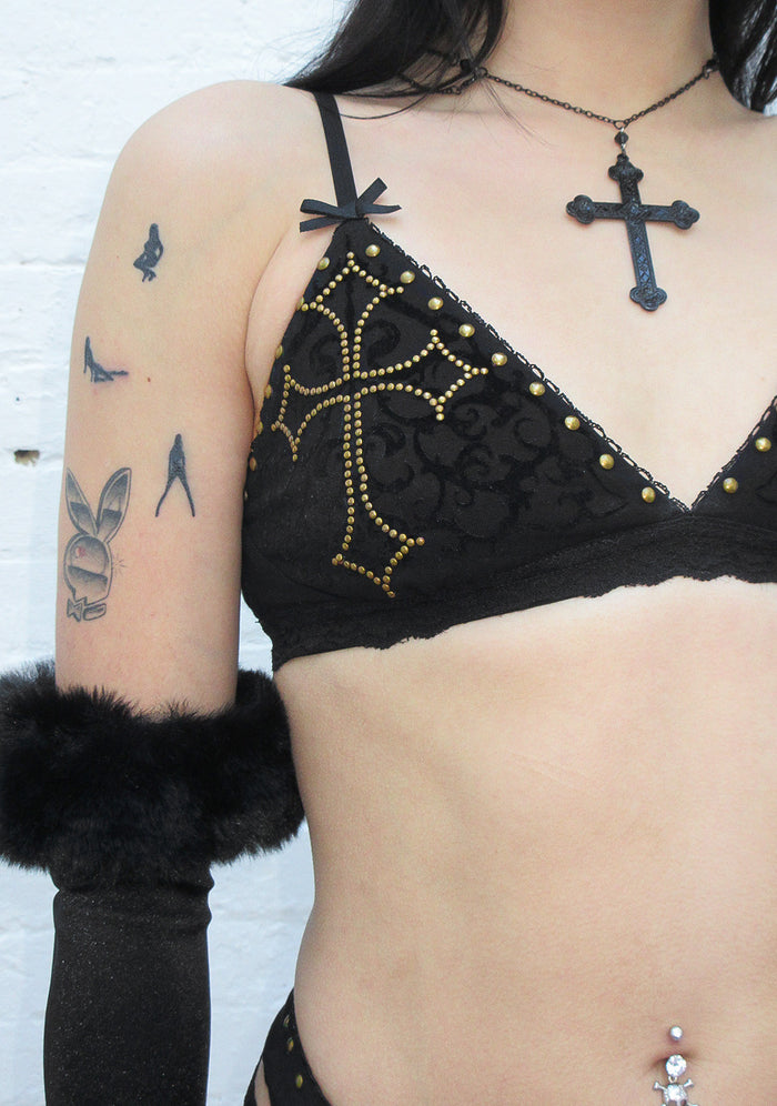 REBEL STUDDED BRALETTE BLACK